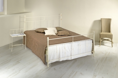 Bedroom furnitre wrought iron and solid wood Amalfi