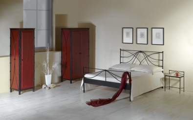 wrought iron double bed
