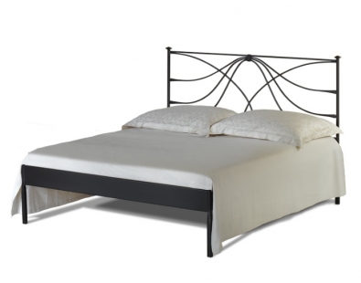 Solid forged bed